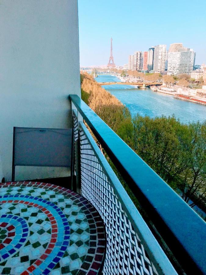 Eiffel Tower Penthouse Apartment Paris Exterior photo